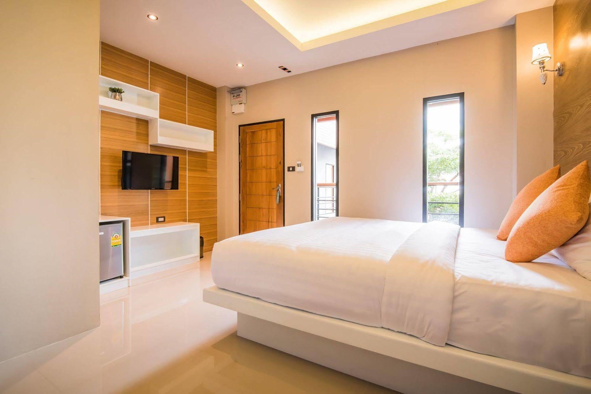 Le Terrarium Bed & Sleep Chiang Rai Hotel Exterior photo